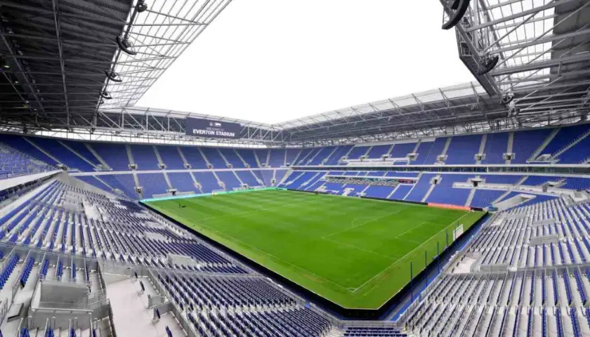 Nowy Everton Stadium, jeden z nowoczesnych stadionów w Anglii, gotowy na przyjęcie kibiców.